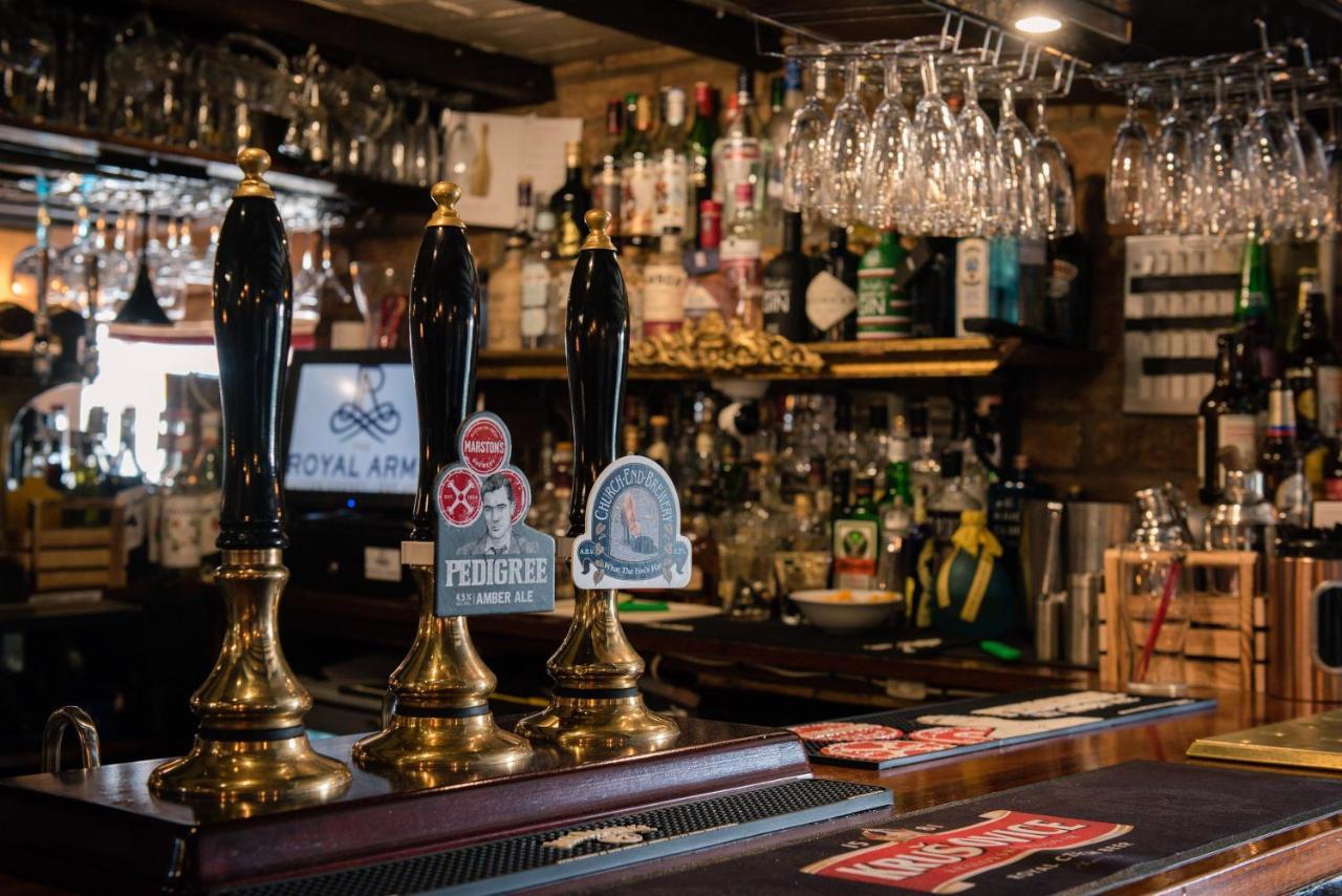 Hotel The Royal Arms Sutton Cheney