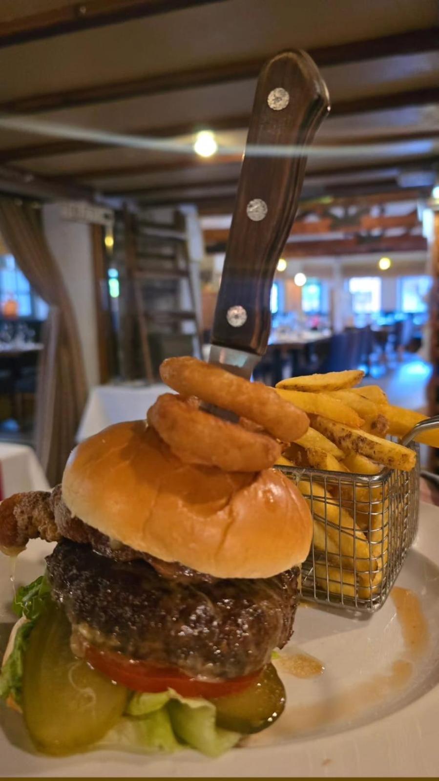 The Royal Arms Отель Саттон Чейни