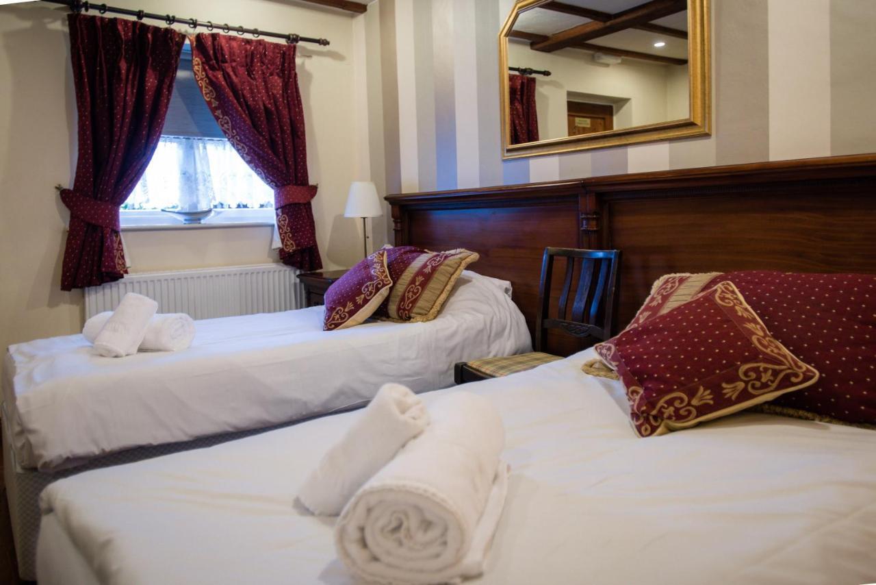 The Royal Arms 4* Sutton Cheney
