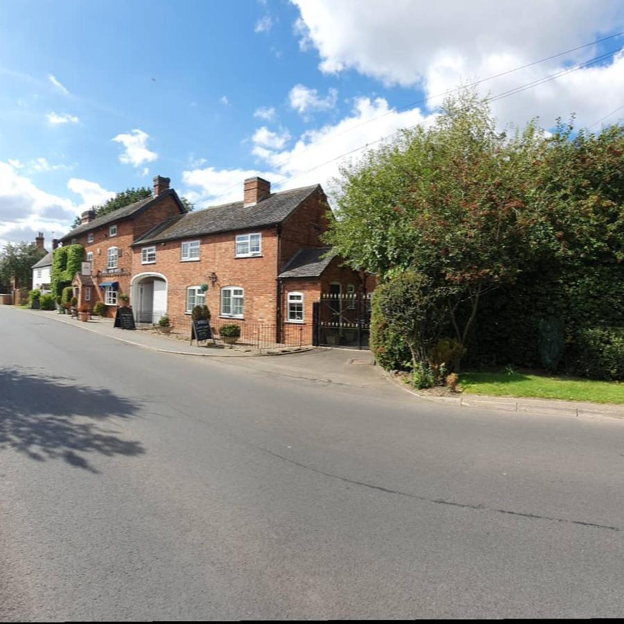 Hotel The Royal Arms Sutton Cheney