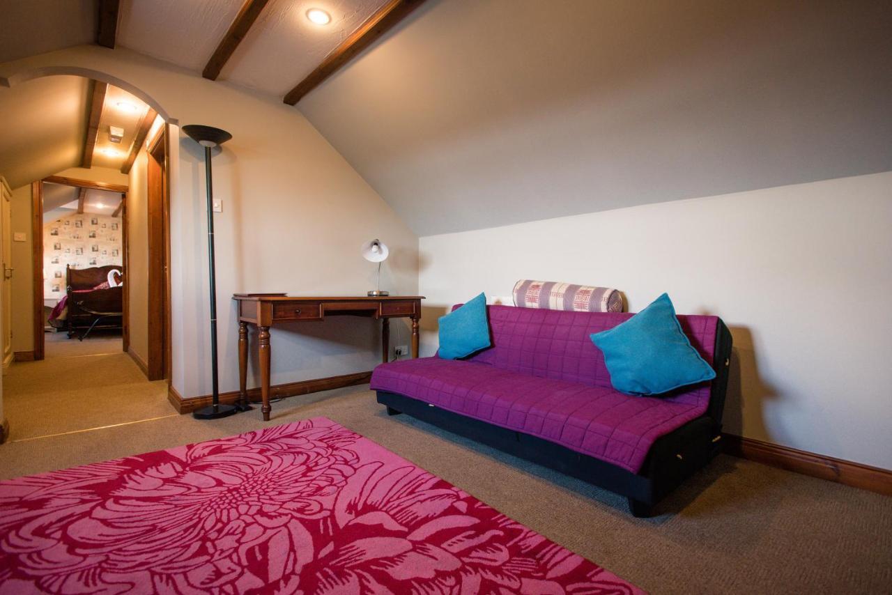 The Royal Arms Hotel Sutton Cheney